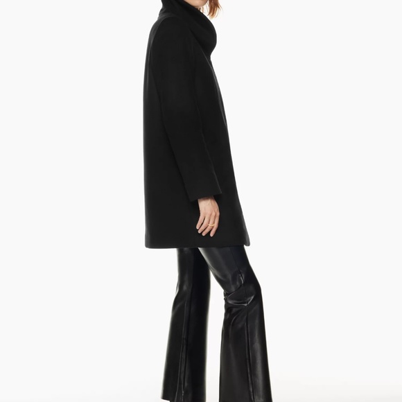 Wilfred The Cocoon Coat (Black, Small) - Picture 4 of 13